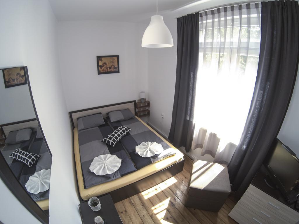 Graf Ignatiev - 3Br Apart София Экстерьер фото